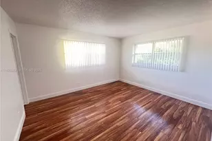 7820 S Colony Cir S, Tamarac, FL 33321 - Photo 4