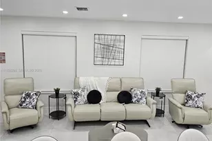 965 NE 171 St, Miami, FL 33162 - Photo 10