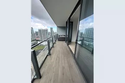 68 SE 6th St #3008, Miami, FL 33131 - Photo 22