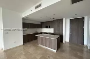 68 SE 6th St, Miami, FL 33131 - Photo 2
