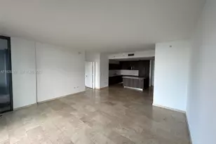 68 SE 6th St, Miami, FL 33131 - Photo 4