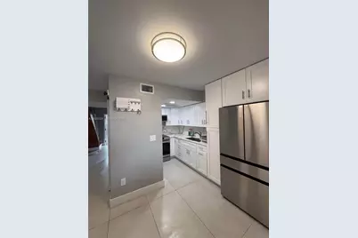 5255 W 26th Ct #803, Hialeah, FL 33016 - Photo 2