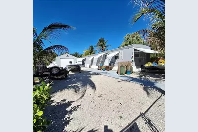 256 Lee Avenue, Key Largo, FL 33037 - Photo 1