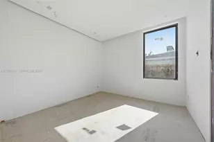 19610 NE 19th Pl, Miami, FL 33179 - Photo 28