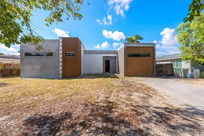 19610 NE 19th Pl, Miami, FL 33179 - Photo 2