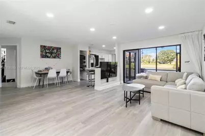 3475 Emerald Oaks Dr #1705, Hollywood, FL 33021 - Photo 6