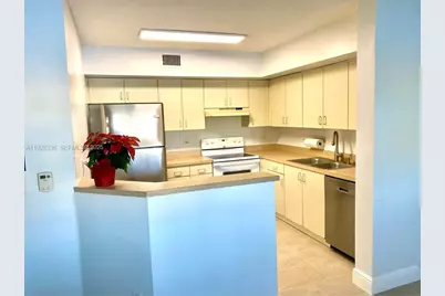 3670 N 56th Ave #714, Hollywood, FL 33021 - Photo 4