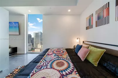 151 SE 1st St #3008, Miami, FL 33131 - Photo 14