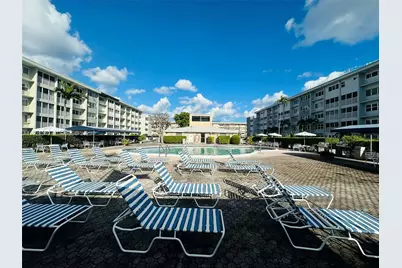 330 SE 2nd St #404G, Hallandale Beach, FL 33009 - Photo 26