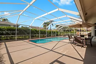 600 E Cypress Pointe Dr E, Pembroke Pines, FL 33027 - Photo 26