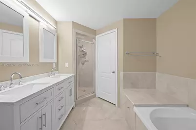 110 Hendricks Isle #10, Fort Lauderdale, FL 33301 - Photo 22