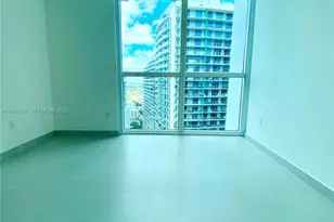 1080 Brickell Ave, Miami, FL 33131 - Photo 14