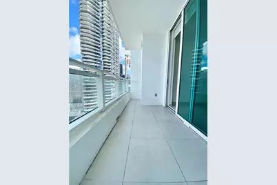 1080 Brickell Ave #3407, Miami, FL 33131 - Photo 18