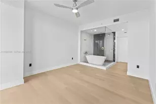 700 NE 24th St, Miami, FL 33137 - Photo 10