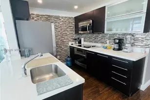 90 SW 3rd St, Miami, FL 33130 - Photo 12