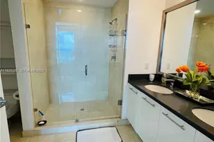 90 SW 3rd St, Miami, FL 33130 - Photo 22