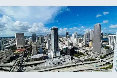 90 SW 3rd St #4404, Miami, FL 33130 - Photo 28