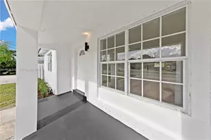 608 NW 6th Ct, Hallandale Beach, FL 33009 - Photo 2