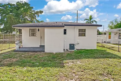 608 NW 6th Ct, Hallandale Beach, FL 33009 - Photo 18