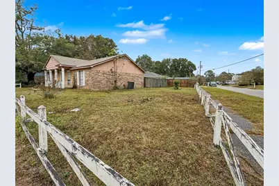 7150 Santa Barbara St, Other City - In The State Of Florida, FL 32526 - Photo 22