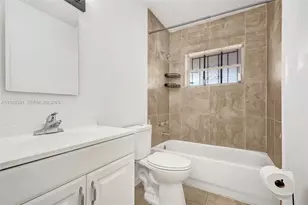 2907 NW 103rd St, Miami, FL 33147 - Photo 20