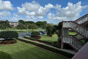 149 Preston D, Boca Raton, FL 33434 - Photo 2