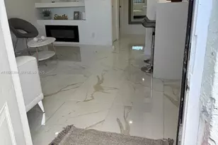 208 NW 7th St, Hallandale Beach, FL 33009 - Photo 4