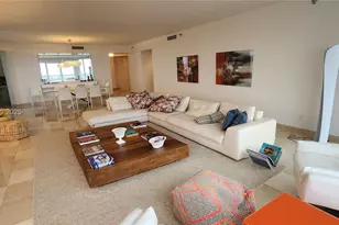 21150 E Point Pl, Aventura, FL 33180 - Photo 4
