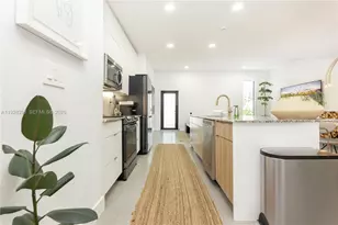 14000 NE 16th Ct, North Miami, FL 33181 - Photo 8