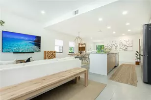 14000 NE 16th Ct, North Miami, FL 33181 - Photo 10