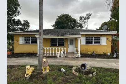 1060 Oriental Blvd, Opa-Locka, FL 33054 - Photo 1