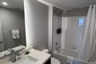 17375 Collins Ave, Sunny Isles Beach, FL 33160 - Photo 22