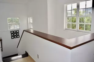 3205 NE 184th St, Aventura, FL 33160 - Photo 4