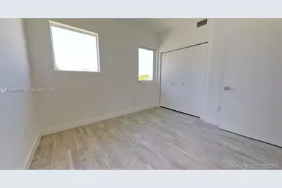 [Address not provided], Miami Beach, FL 33141 - Photo 12