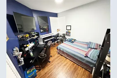 1525 W Lacosta Dr W, Pembroke Pines, FL 33027 - Photo 30