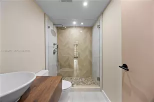 1915 Brickell Ave, Miami, FL 33129 - Photo 28