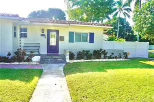 2 NE 108th St, Miami Shores, FL 33161 - Photo 2