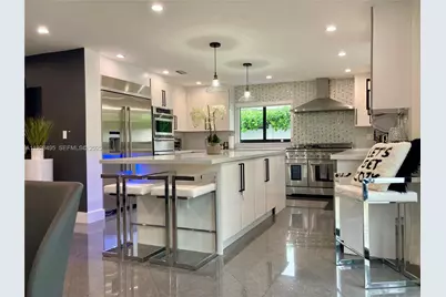 7524 Mutiny Ave, North Bay Village, FL 33141 - Photo 4