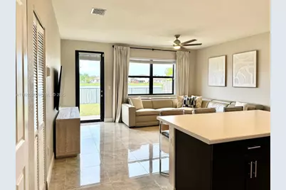 2491 SE 2nd St, Homestead, FL 33033 - Photo 12