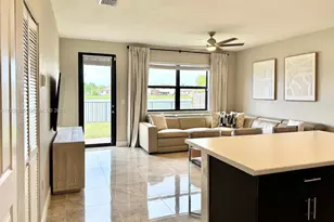 2491 SE 2nd St, Homestead, FL 33033 - Photo 12