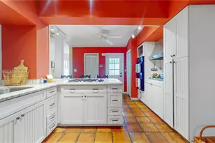 2607 N Greenway Dr, Coral Gables, FL 33134 - Photo 12