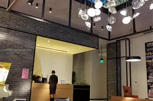 121 NE 34th St, Miami, FL 33137 - Photo 18