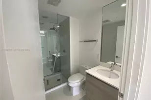 121 NE 34th St, Miami, FL 33137 - Photo 6