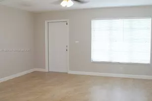 5709 NW 64th Way, Tamarac, FL 33321 - Photo 6