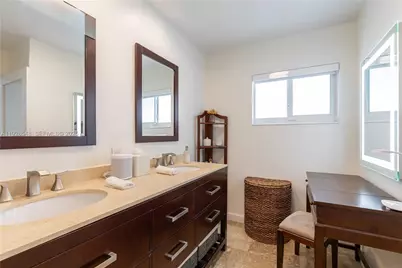 360 Menores Ave, Coral Gables, FL 33134 - Photo 30