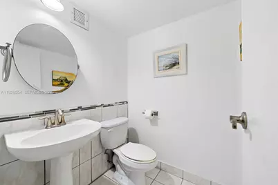 2101 Atlantic Shores Blvd #118, Hallandale Beach, FL 33009 - Photo 10