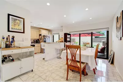 1057 NE 202nd Ln, Miami, FL 33179 - Photo 12