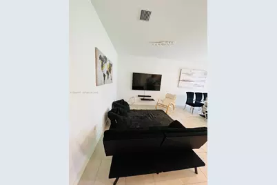 711 SW 11th St, Florida City, FL 33034 - Photo 10