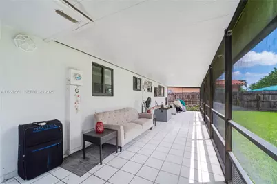 10350 SW 4th St, Sweetwater, FL 33174 - Photo 24