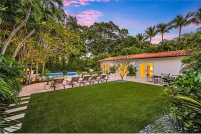 607 Melaleuca Ln, Miami, FL 33137 - Photo 44